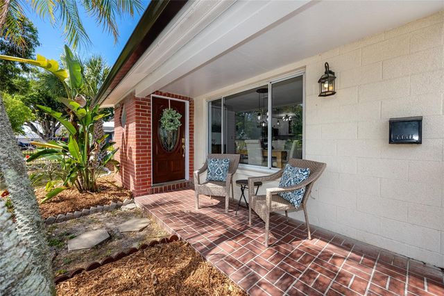 6482 20TH STREET N, St Petersburg, FL 33702