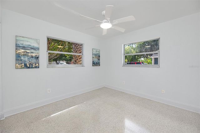 6482 20TH STREET N, St Petersburg, FL 33702