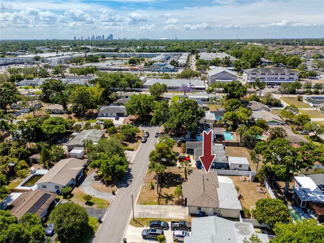 6482 20TH STREET N, St Petersburg, FL 33702
