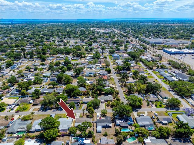 6482 20TH STREET N, St Petersburg, FL 33702