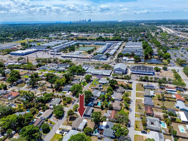 6482 20TH STREET N, St Petersburg, FL 33702