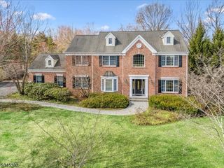 5 ALANA DRIVE, Warren Twp., NJ 07059