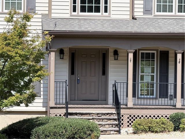 5210 Maplewood Lane, Gainesville, GA 30504