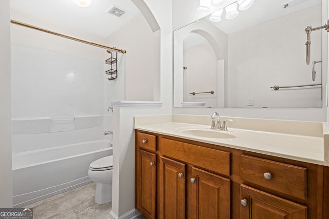 7911 Brass Lantern Drive, Flowery Branch, GA 30542