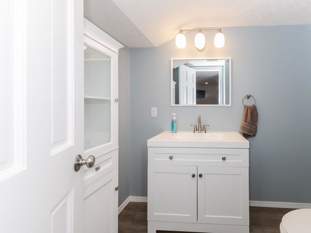 2813 Stonehurst Drive, Bloomington, IL 61704