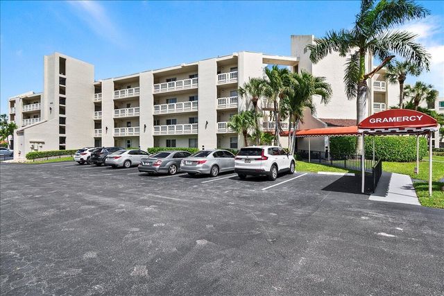 6768 N 10th Avenue 410, Lake Worth, FL 33467