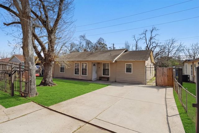 1002 Grenfell Lane, Houston, TX 77076