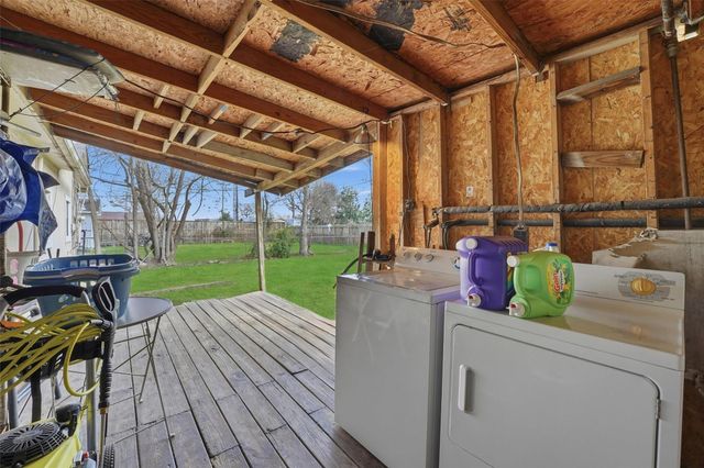 1002 Grenfell Lane, Houston, TX 77076