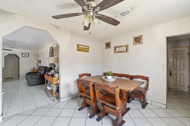 1002 Grenfell Lane, Houston, TX 77076