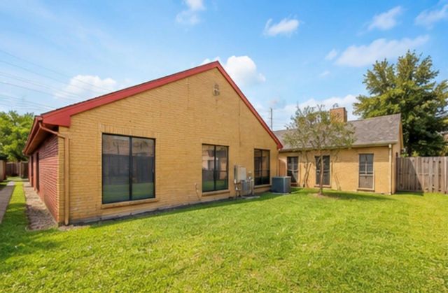 11111 Jones Road W 3, Houston, TX 77065