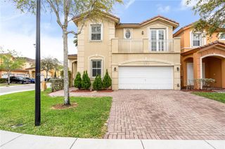 8741 NW 111th Ct, Doral, FL 33178