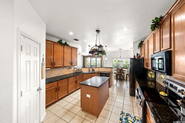 3619 Running Ranch, San Antonio, TX 78261
