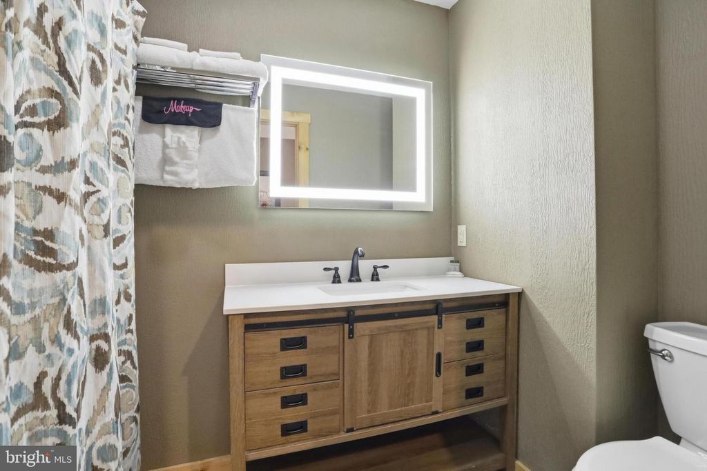 Image 13 of property listing at 83 GRANDVIEW BLVD, Mc Henry, MD 21541