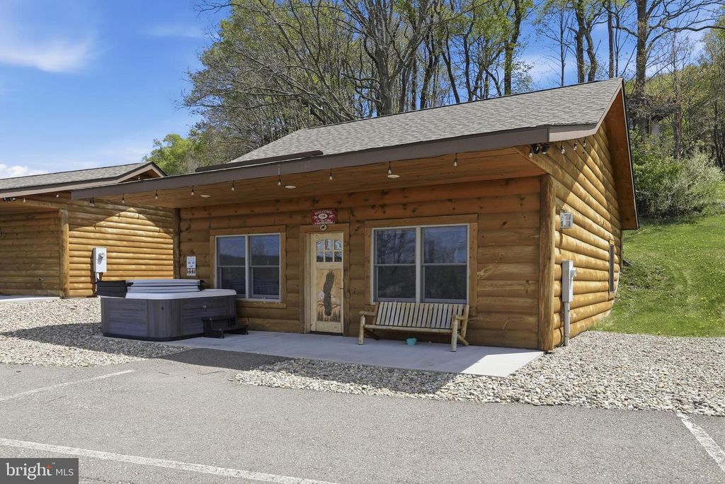 Image 20 of property listing at 83 GRANDVIEW BLVD, Mc Henry, MD 21541