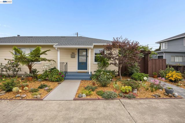 104 Cypress St, Alameda, CA 94501