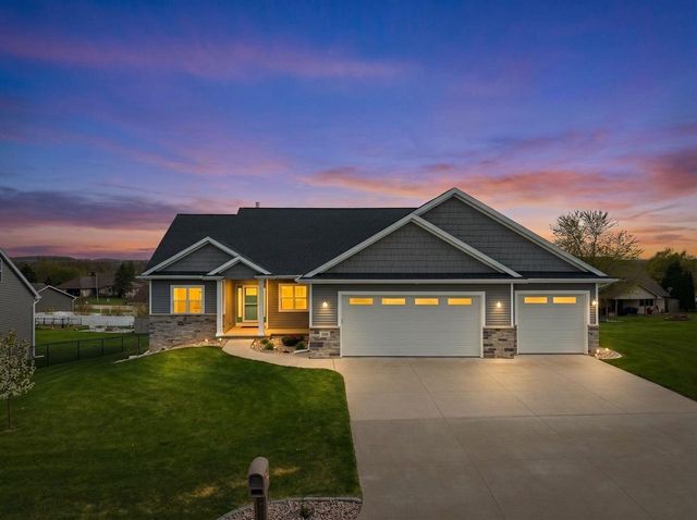 306 ASHTIN WAY, Hortonville, WI 54944