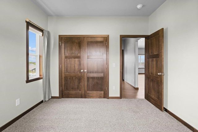 306 ASHTIN WAY, Hortonville, WI 54944