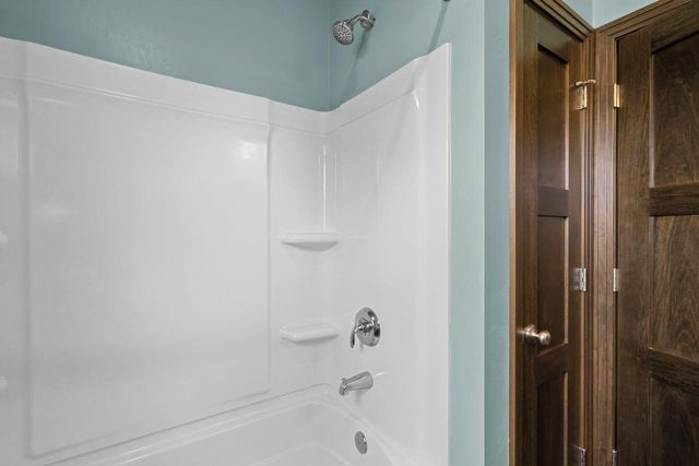 306 ASHTIN WAY, Hortonville, WI 54944