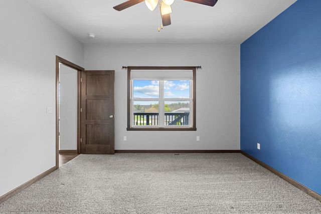 306 ASHTIN WAY, Hortonville, WI 54944