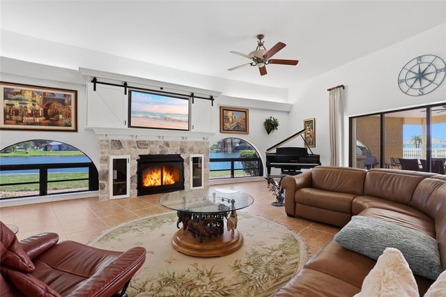 12902 SW DAVID DRIVE, Lake Suzy, FL 34269
