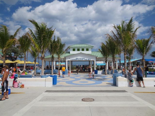 1900 S OCEAN Boulevard 7J, Lauderdale By The Sea, FL 33062