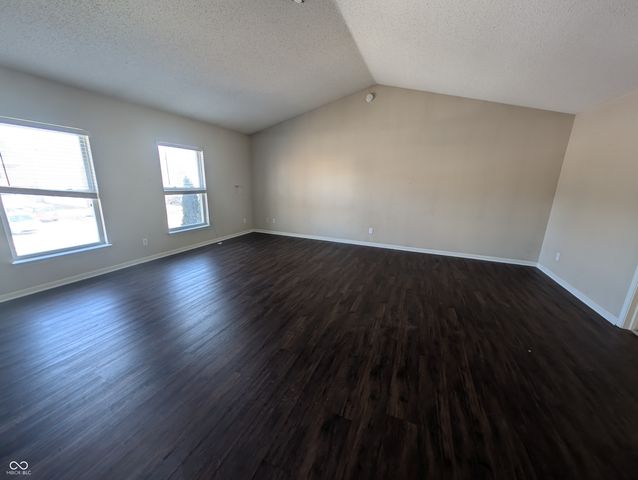 5734 N Attleburg Drive, Mccordsville, IN 46055