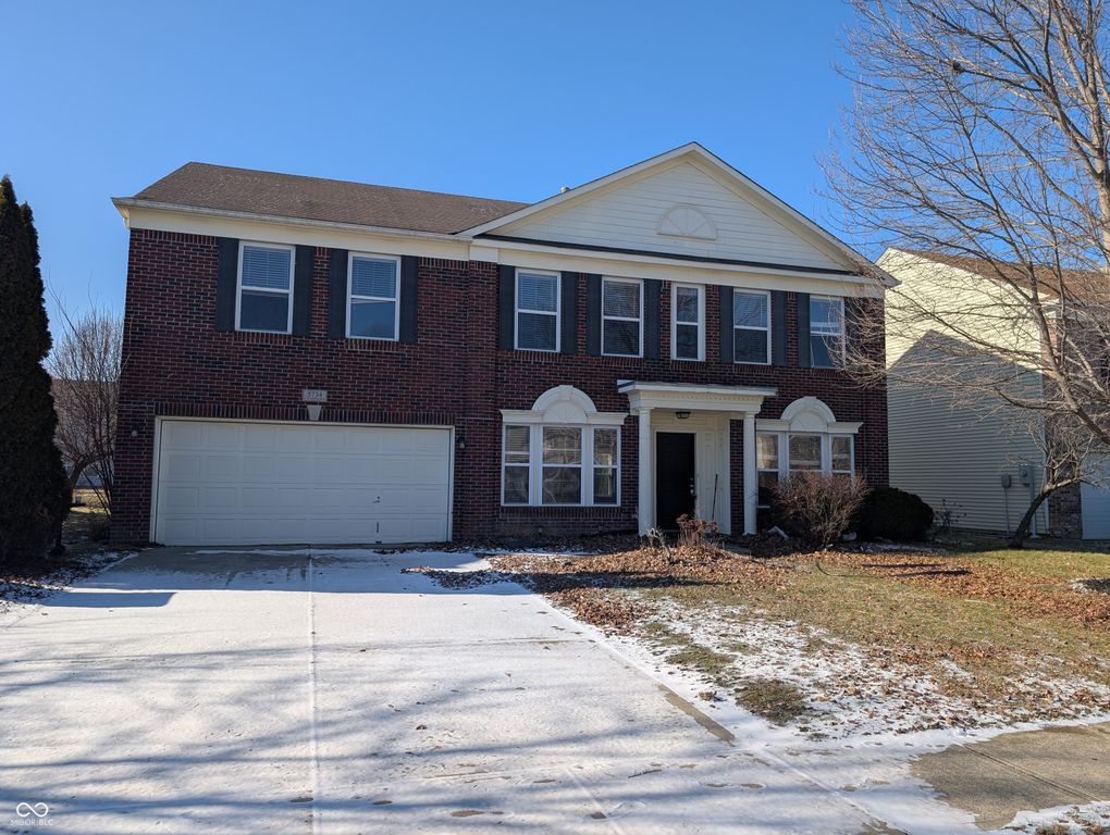5734 N Attleburg Drive, Mccordsville, IN 46055