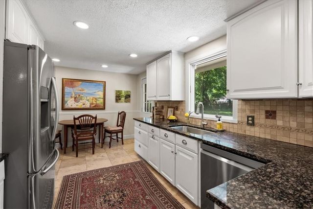 4533 W 65th Street, Prairie Village, KS 66208