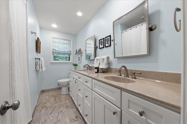 4533 W 65th Street, Prairie Village, KS 66208