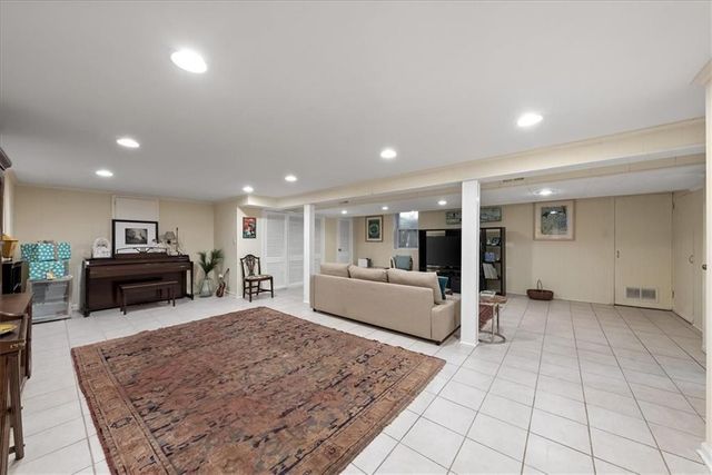 4533 W 65th Street, Prairie Village, KS 66208