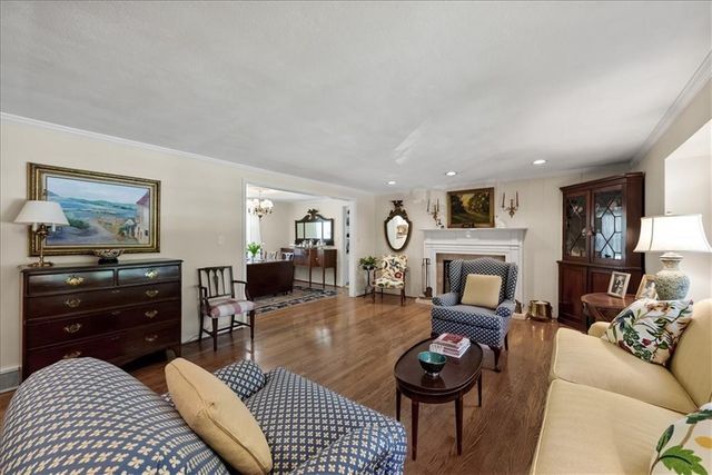 4533 W 65th Street, Prairie Village, KS 66208