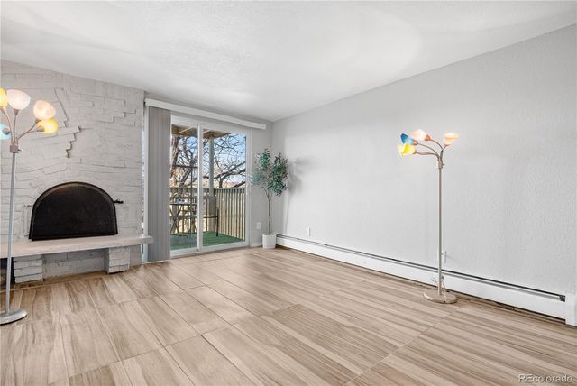 1304 S Parker Road 359, Denver, CO 80231