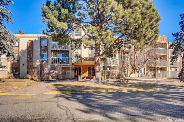 1304 S Parker Road 359, Denver, CO 80231