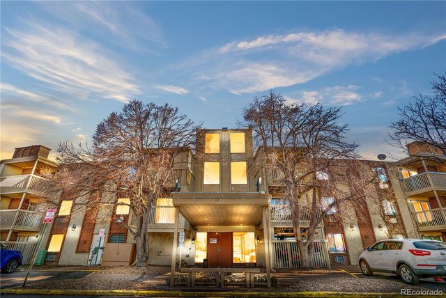 1304 S Parker Road 359, Denver, CO 80231