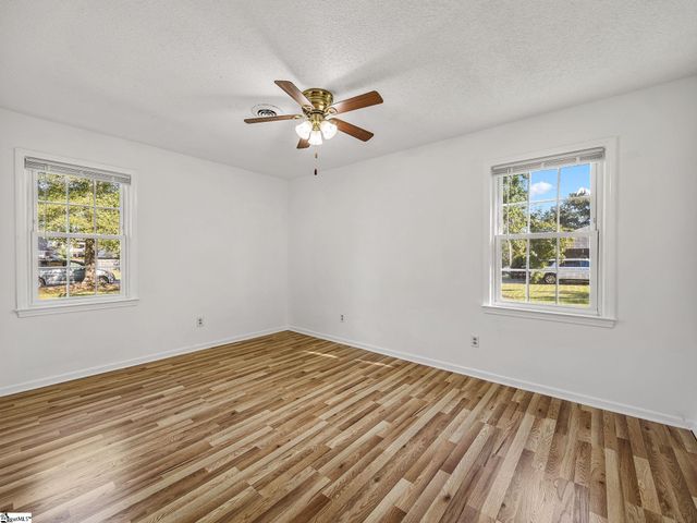 110 Coldspring Drive, Spartanburg, SC 29301
