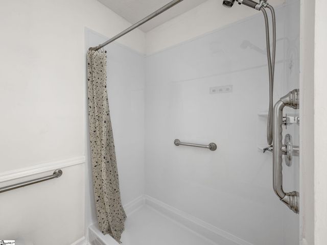 110 Coldspring Drive, Spartanburg, SC 29301
