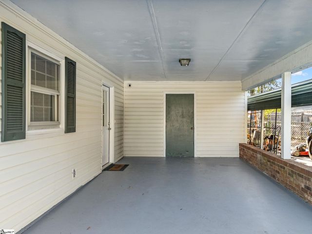 110 Coldspring Drive, Spartanburg, SC 29301