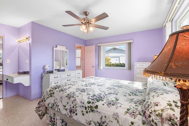 1001 AUGUSTA DRIVE, Sun City Center, FL 33573