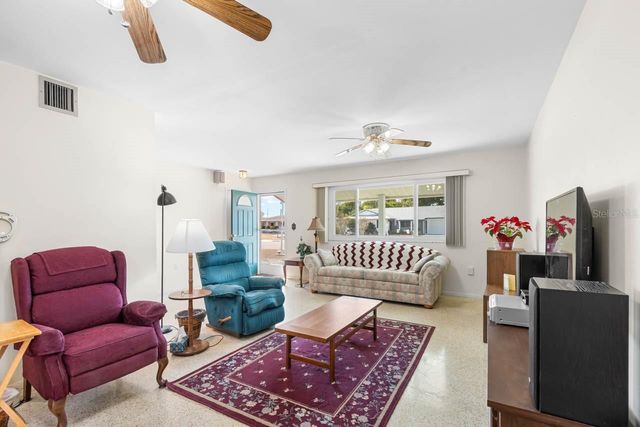 1001 AUGUSTA DRIVE, Sun City Center, FL 33573