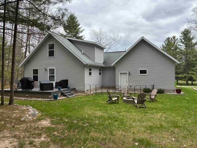 5019 Kings Way, Gladwin, MI 48624