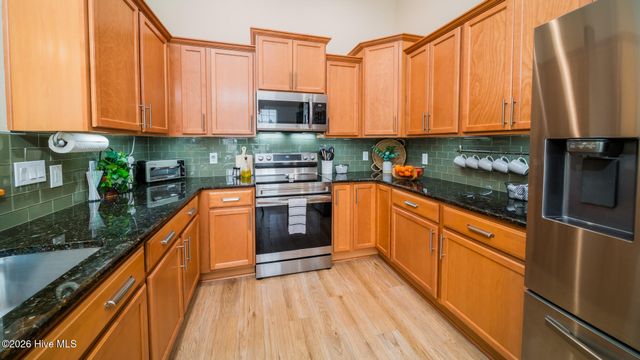 273 Cable Lake Circle, Calabash, NC 28467