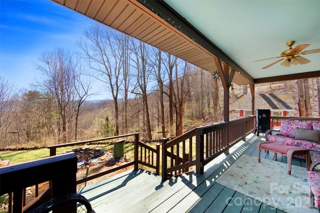 150 Sorghum Drive, Waynesville, NC 28785