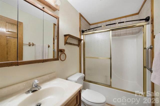 150 Sorghum Drive, Waynesville, NC 28785