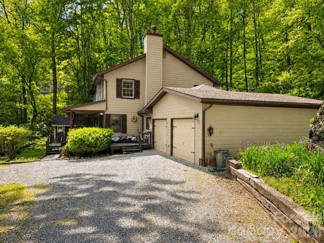 150 Sorghum Drive, Waynesville, NC 28785