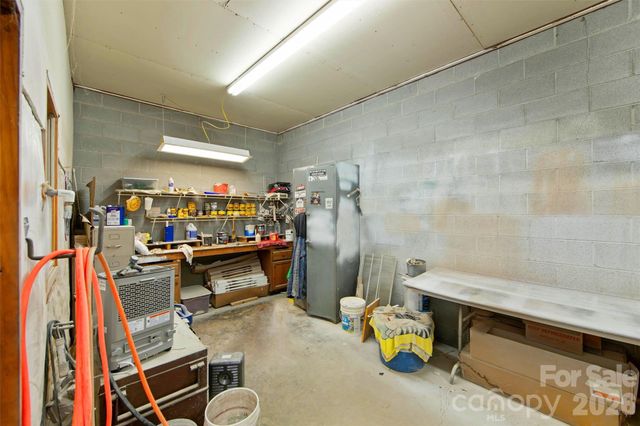 150 Sorghum Drive, Waynesville, NC 28785