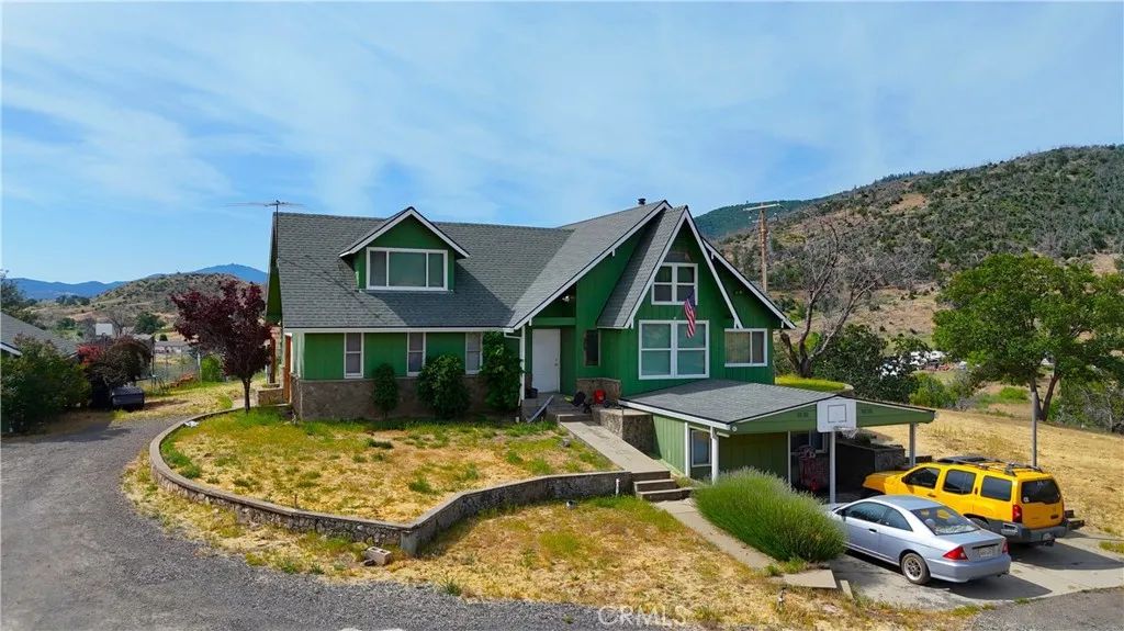 405 Old Cottonwood Creek Rd, Hornbrook, CA 96044