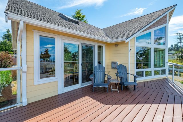 1243 Farragut Drive, Coupeville, WA 98239