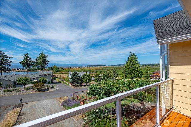 1243 Farragut Drive, Coupeville, WA 98239