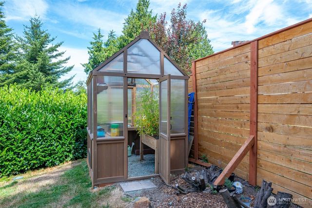 1243 Farragut Drive, Coupeville, WA 98239
