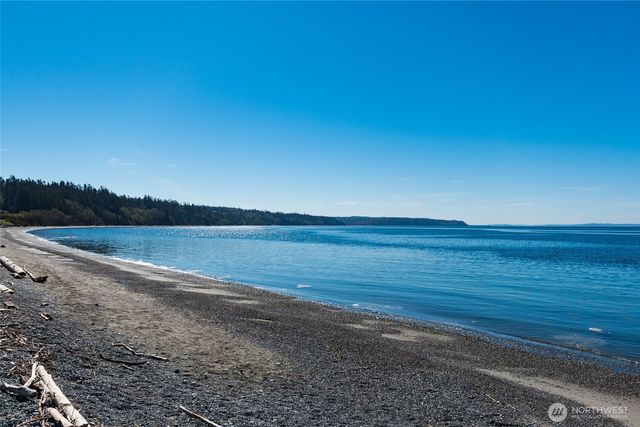 1243 Farragut Drive, Coupeville, WA 98239